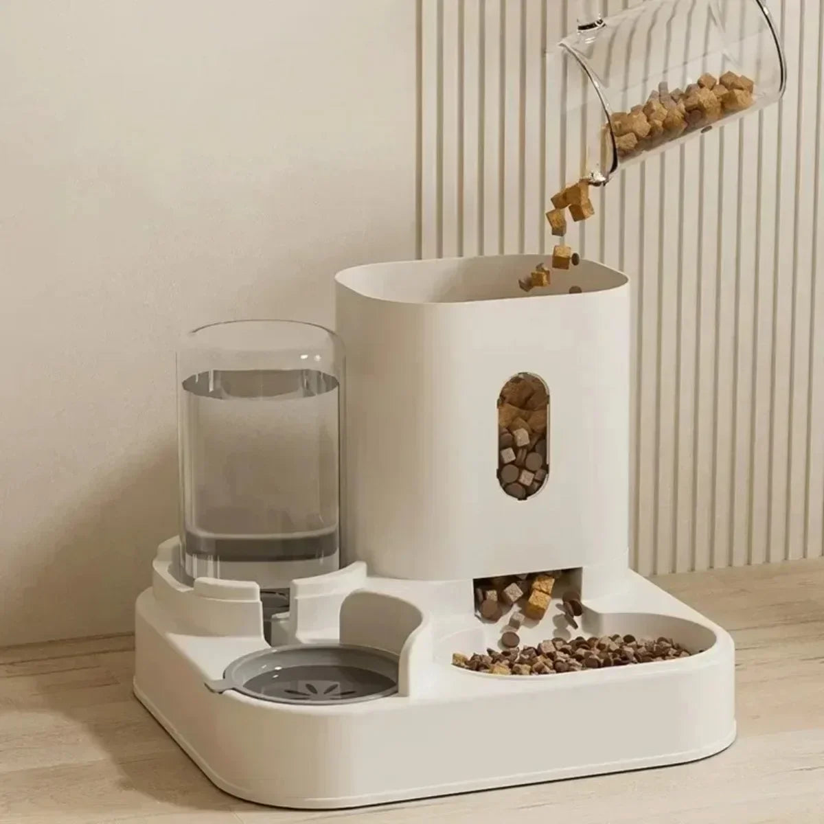 2-in-1 Gravity Feeder & Waterer Station